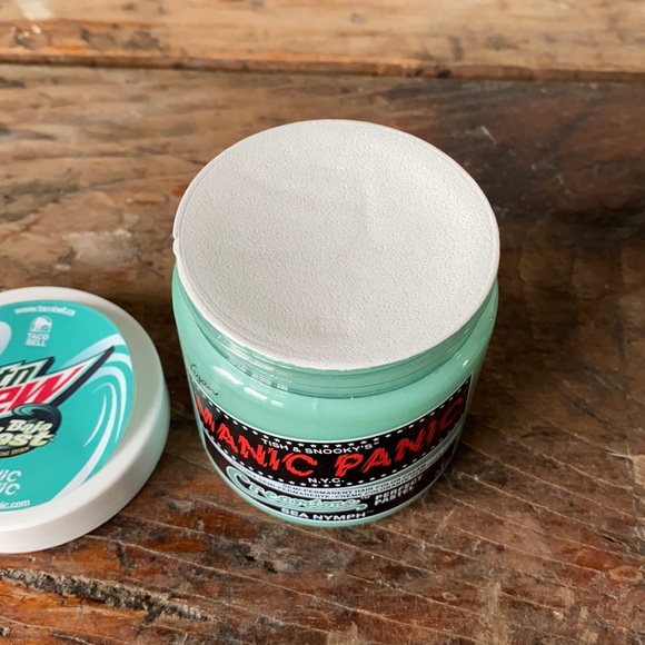 Sea Nymph Manic Panic Hair Dye - Picture 3 of 5